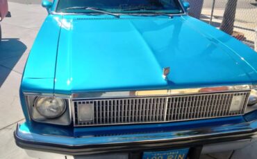 Chevrolet-Nova-1977-2