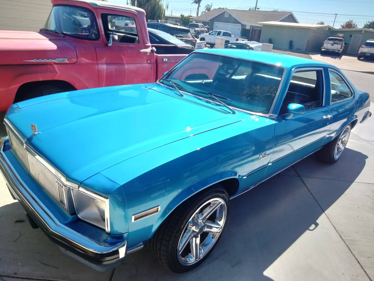 Chevrolet-Nova-1977-3