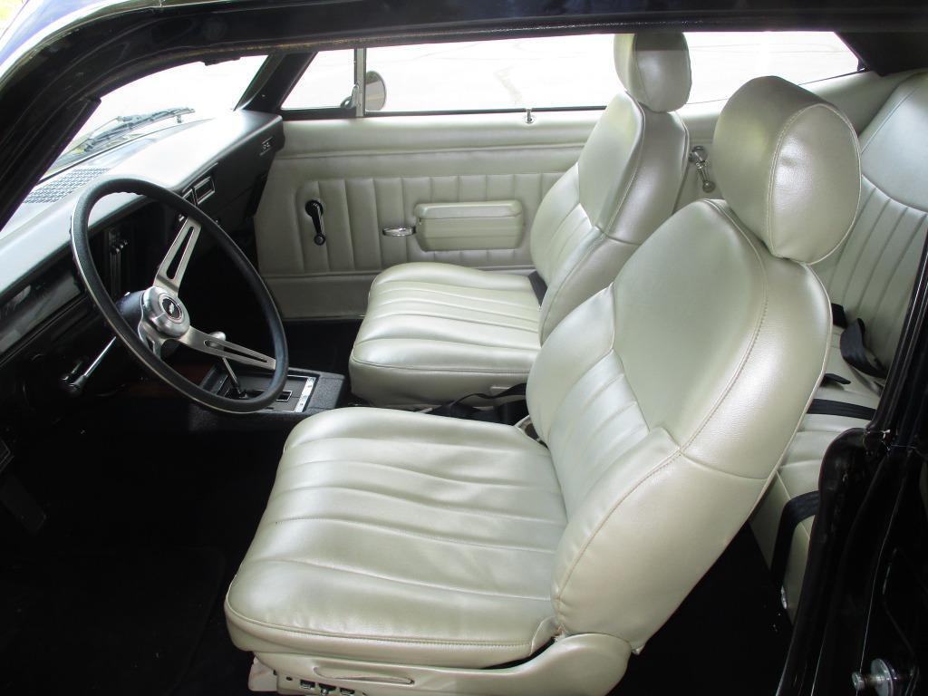 Chevrolet-Nova-Pro-Touring-Resto-Mod-LS-fresh-build-1970-14