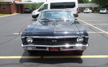 Chevrolet-Nova-Pro-Touring-Resto-Mod-LS-fresh-build-1970-6