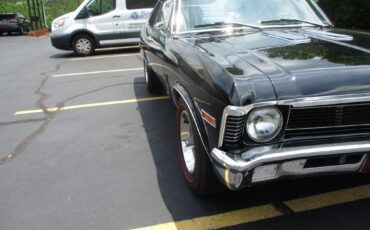 Chevrolet-Nova-Pro-Touring-Resto-Mod-LS-fresh-build-1970-9