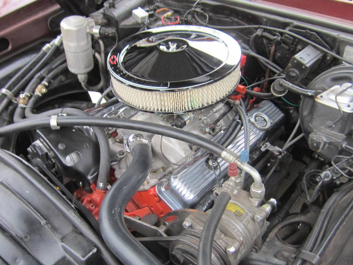 Chevrolet-Nova-concours-1976-custom-11