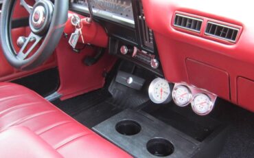 Chevrolet-Nova-concours-1976-custom-8