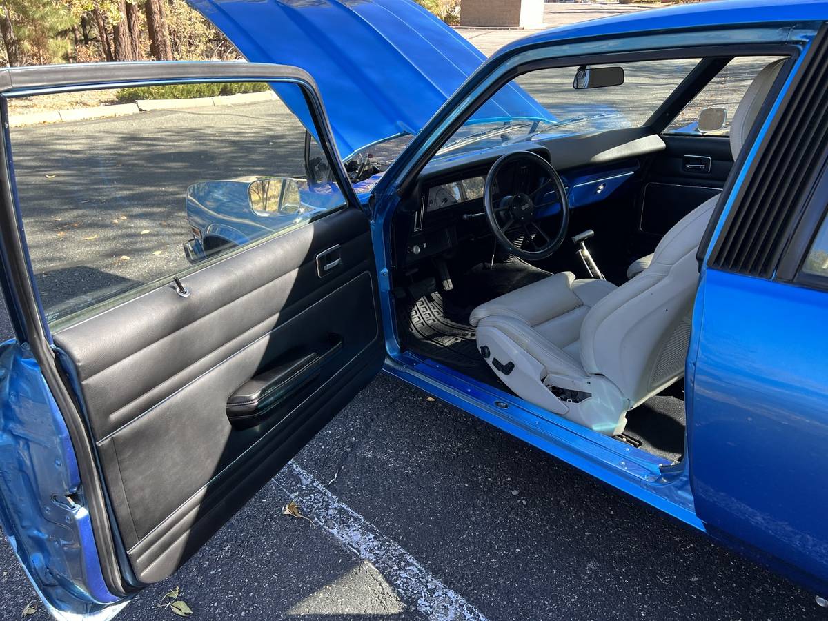 Chevrolet-Nova-ss-1976-blue-7