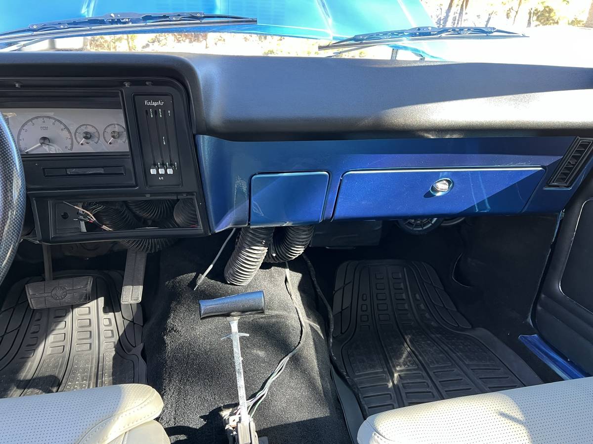 Chevrolet-Nova-ss-1976-blue-9