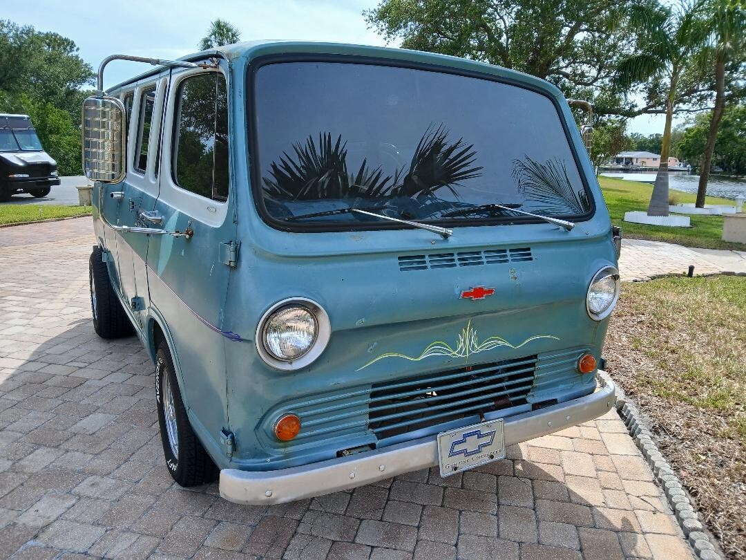 Chevrolet-Other-1965-Extended-Passenger-Van-1