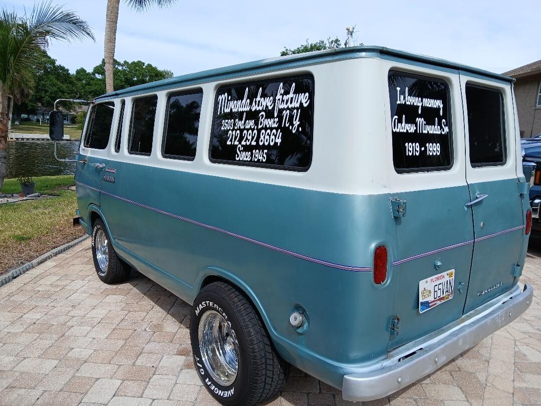 Chevrolet-Other-1965-Extended-Passenger-Van-3