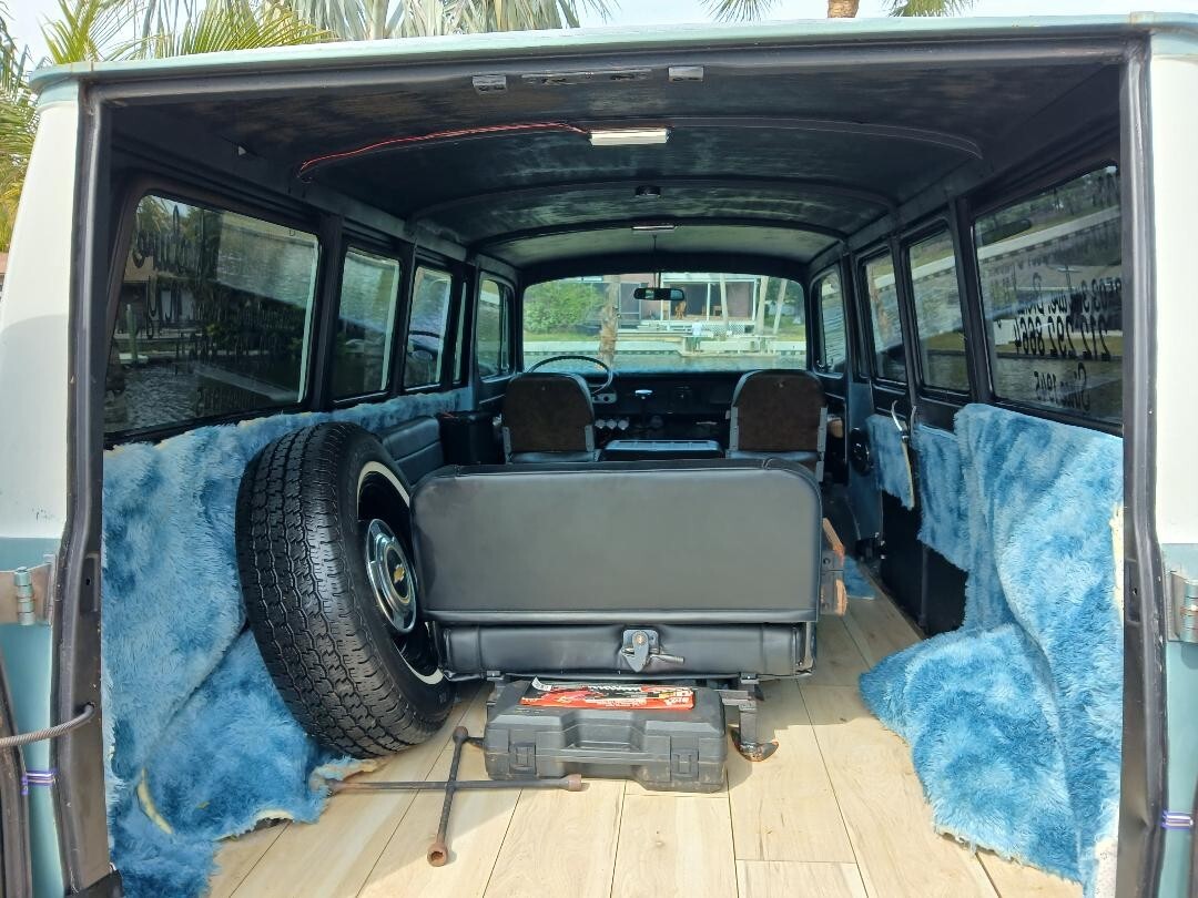 Chevrolet-Other-1965-Extended-Passenger-Van-4