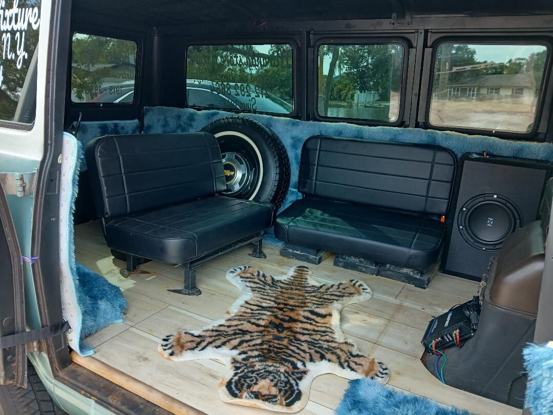 Chevrolet-Other-1965-Extended-Passenger-Van-5