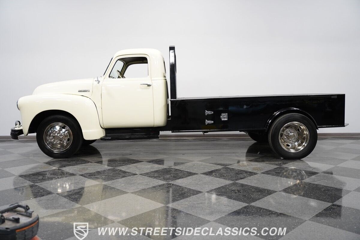 Chevrolet-Other-Pickups-1950-Pickup-Truck-2