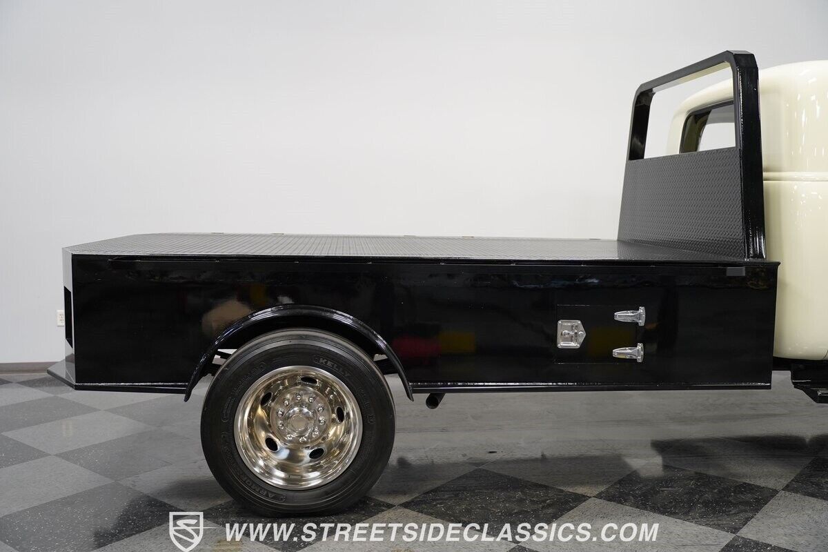 Chevrolet-Other-Pickups-1950-Pickup-Truck-28