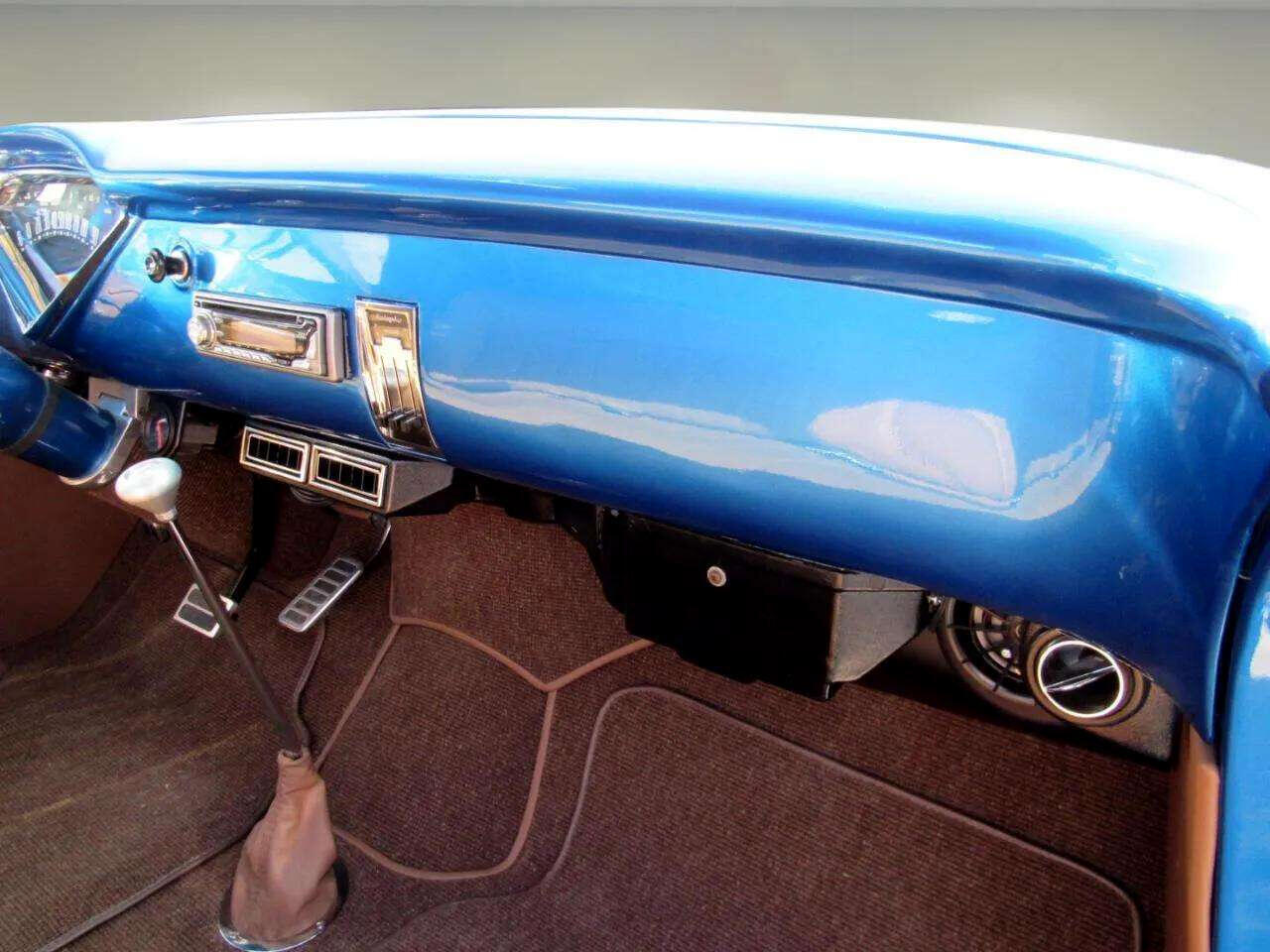 Chevrolet-Other-Pickups-1956-Classic-Car-17