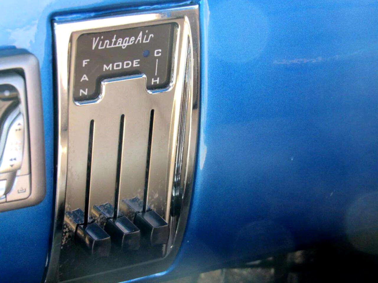 Chevrolet-Other-Pickups-1956-Classic-Car-19