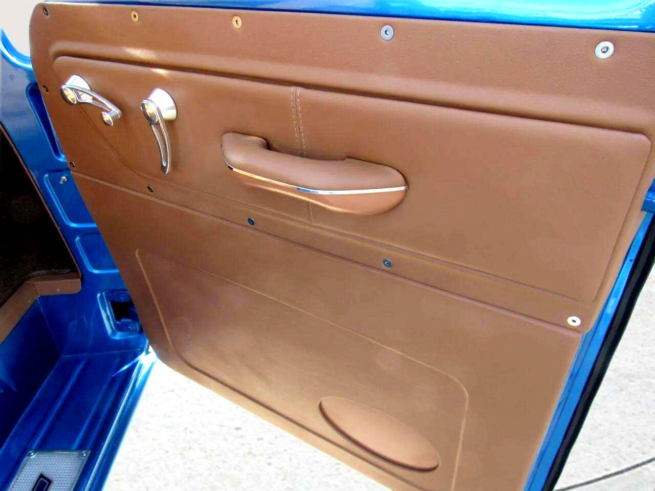 Chevrolet-Other-Pickups-1956-Classic-Car-27