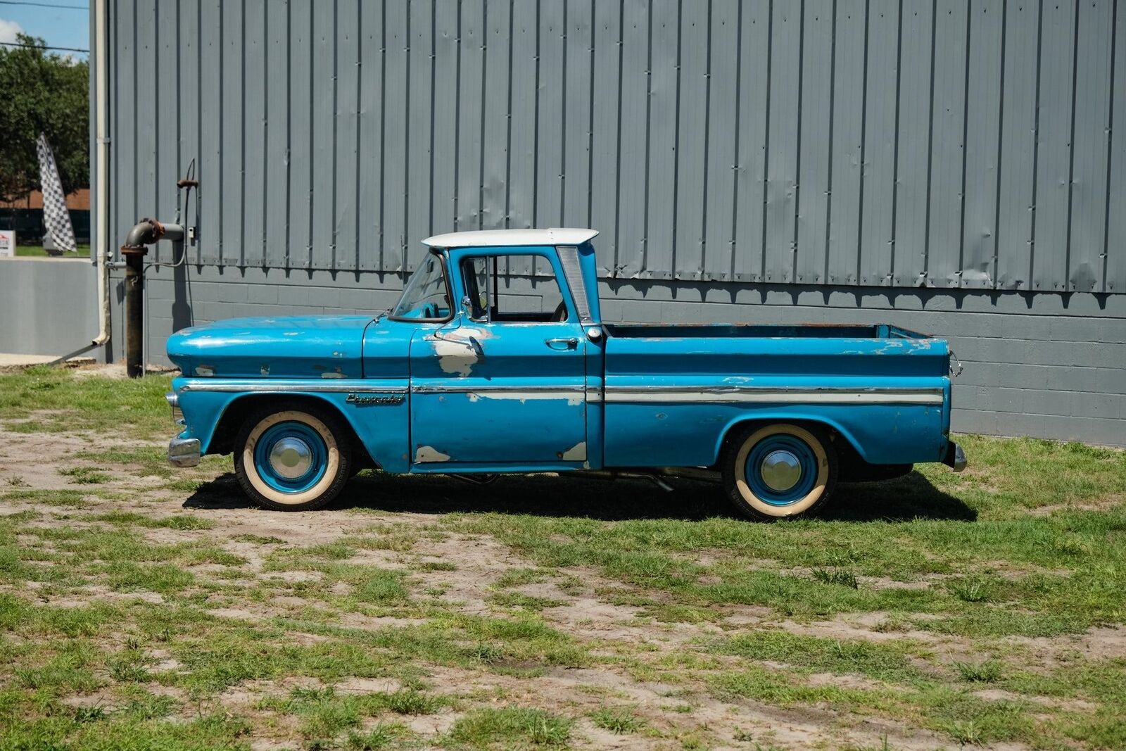 Chevrolet-Other-Pickups-1960-2-Door-1