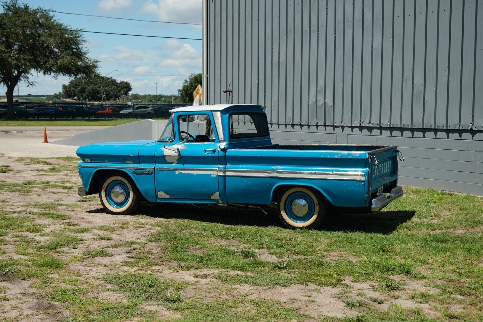 Chevrolet-Other-Pickups-1960-2-Door-16