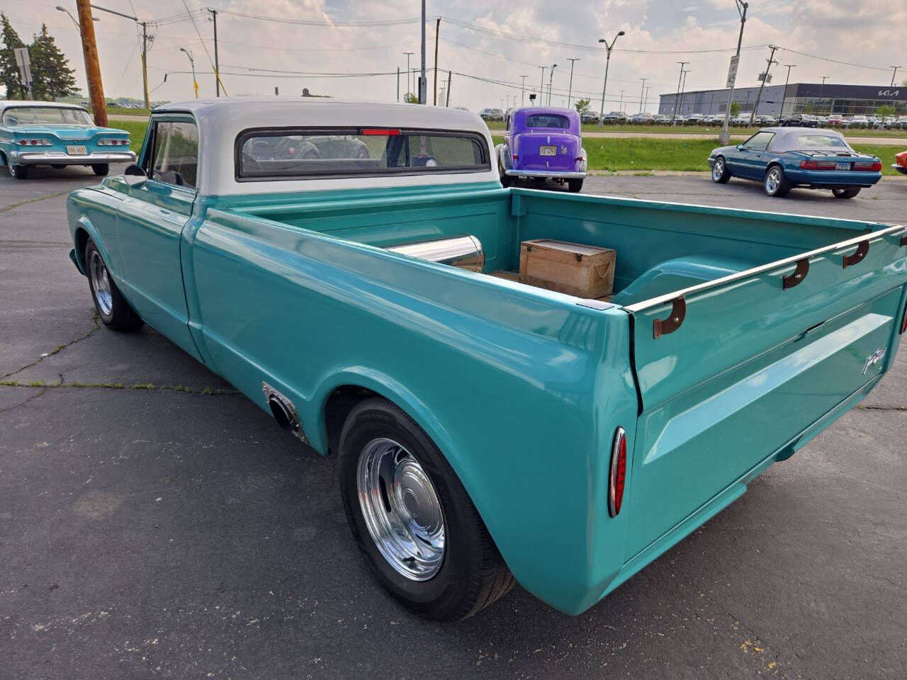 Chevrolet-Other-Pickups-1968-Pickup-Truck-2