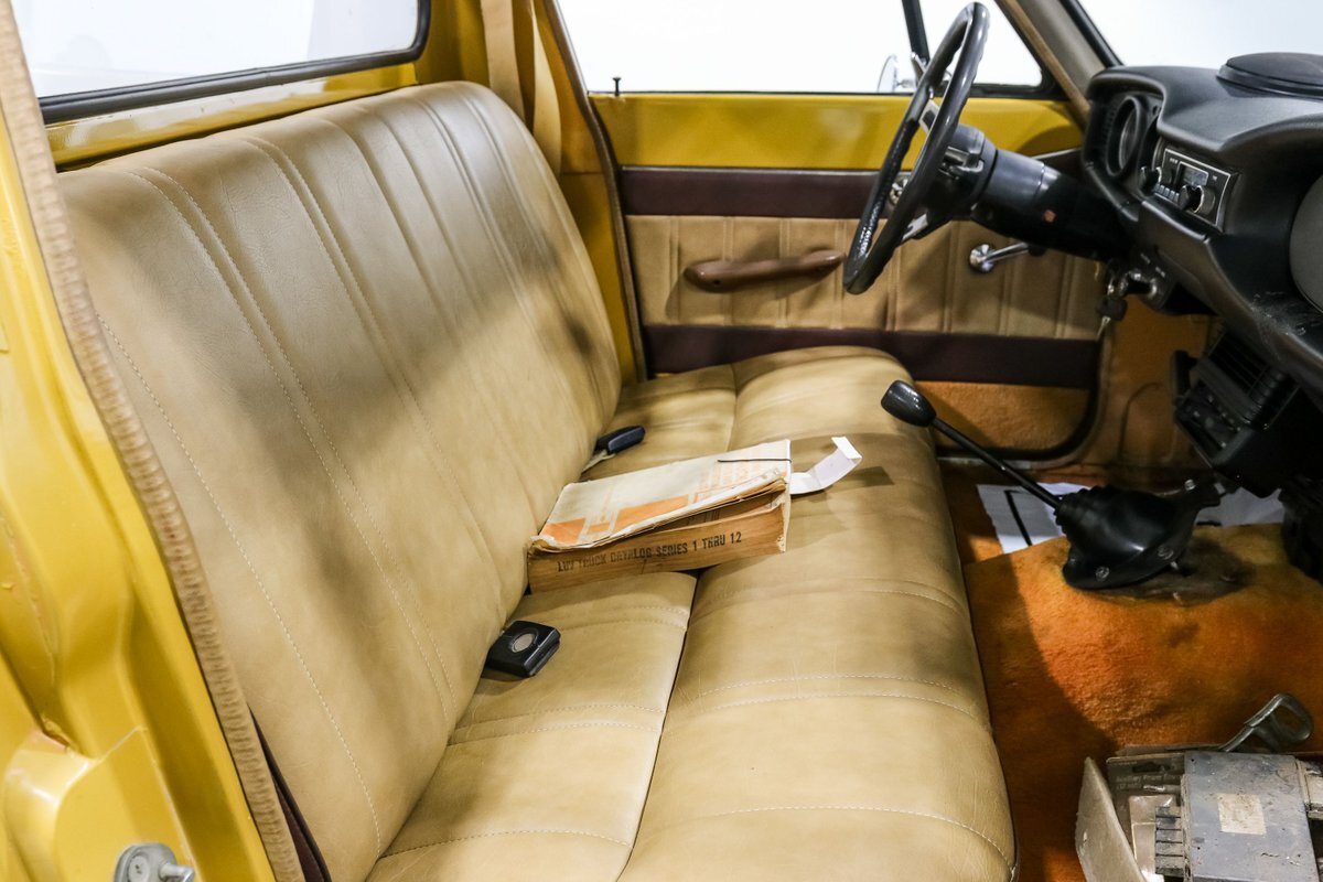 Chevrolet-Other-Pickups-1975-Pickup-Truck-16