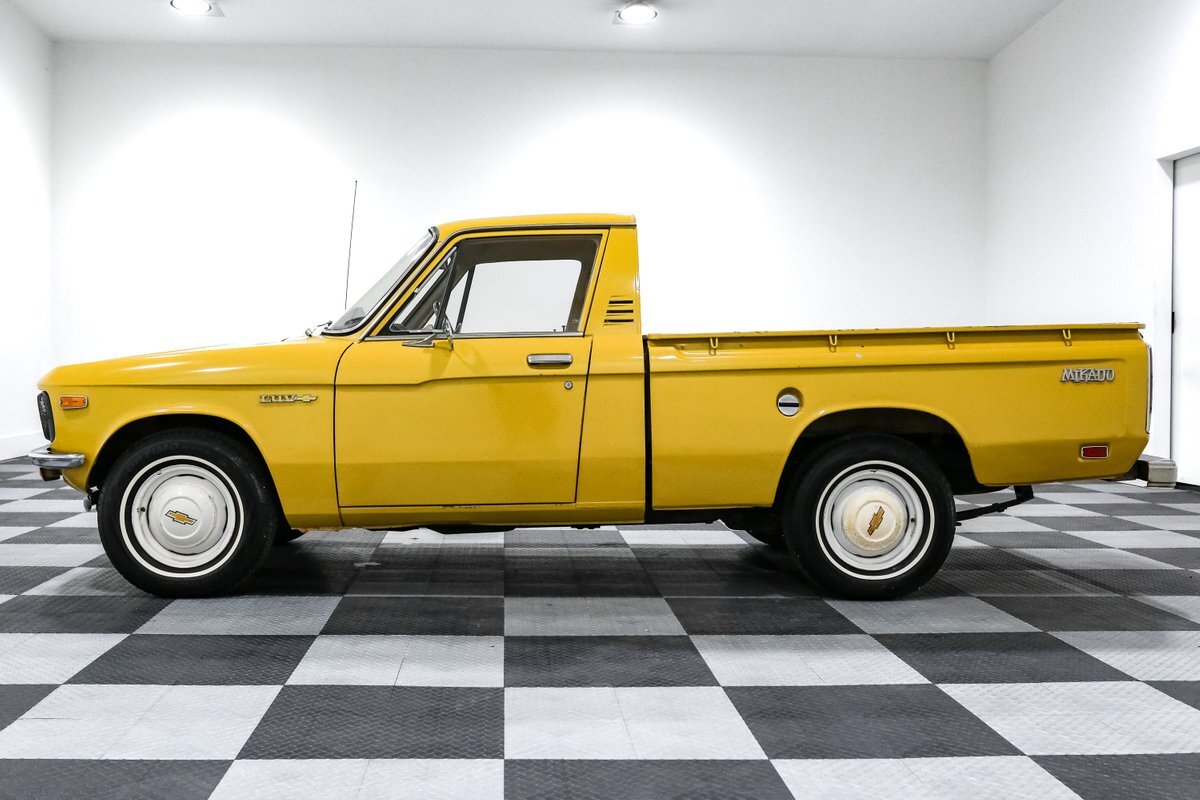 Chevrolet-Other-Pickups-1975-Pickup-Truck-3