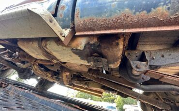 Chevrolet-Other-Pickups-1983-Pickup-Truck-4