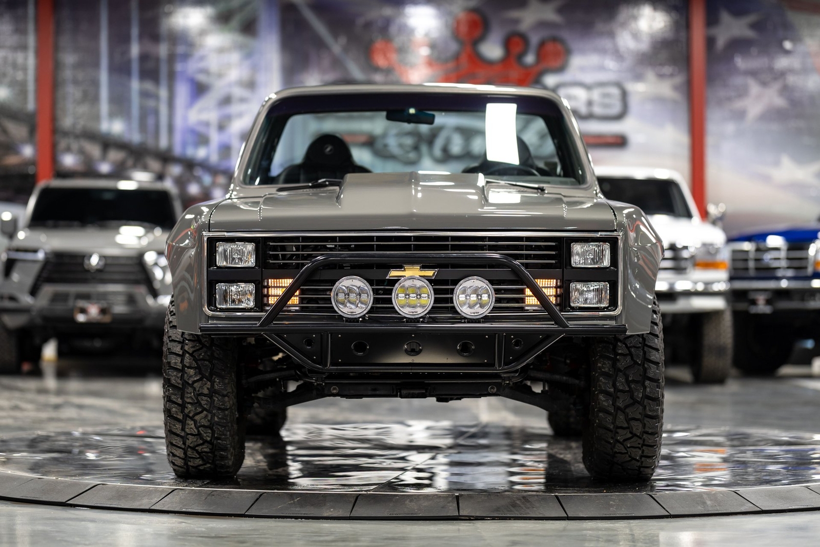 Chevrolet-Other-Pickups-1984-Pickup-Truck-2