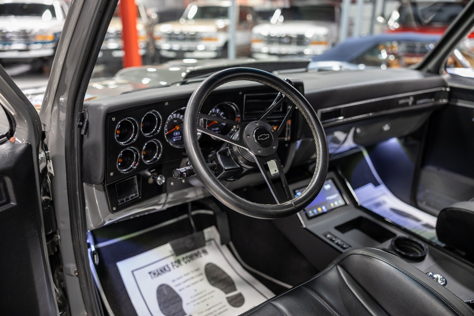 Chevrolet-Other-Pickups-1984-Pickup-Truck-24