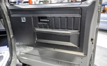 Chevrolet-Other-Pickups-1984-Pickup-Truck-29