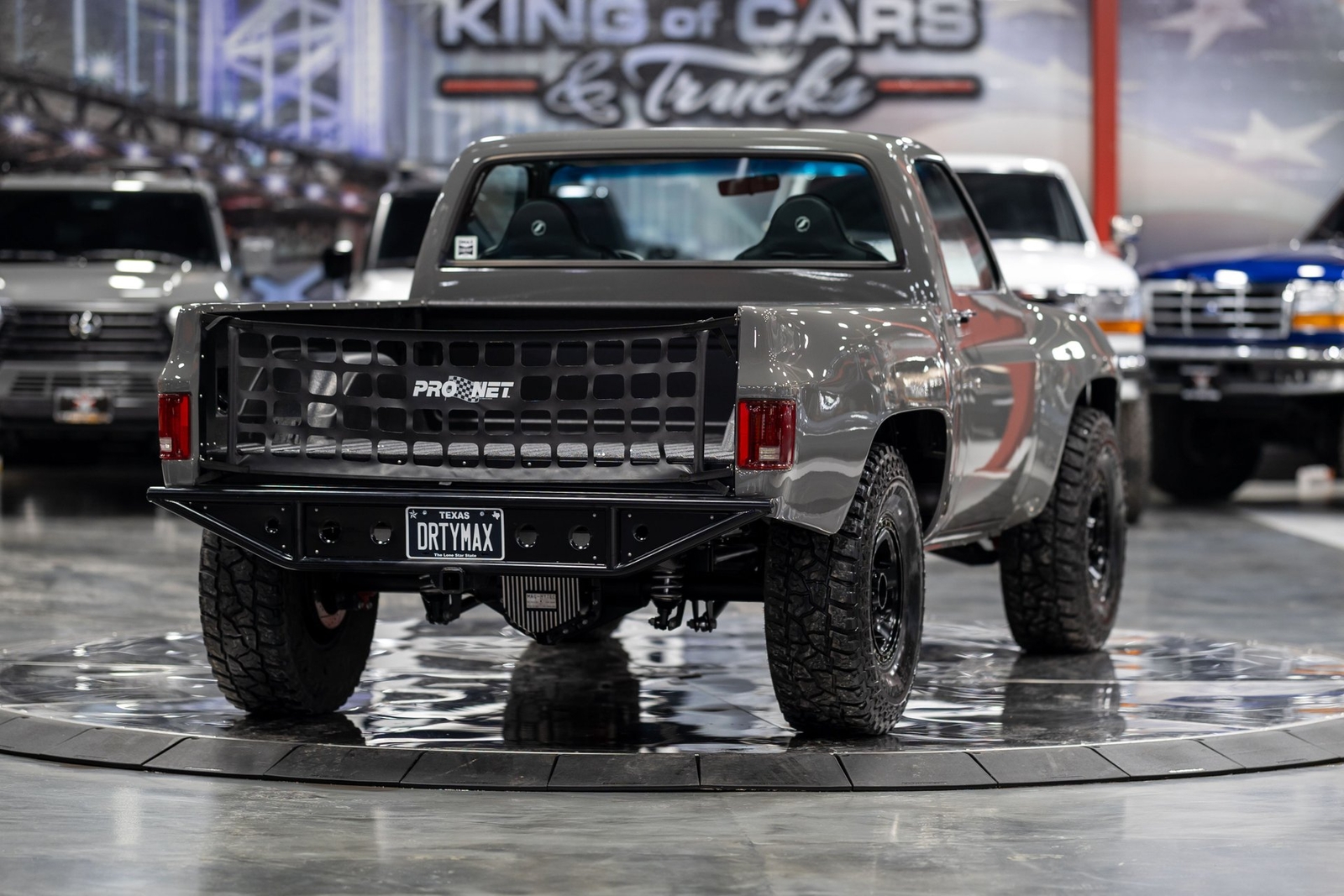 Chevrolet-Other-Pickups-1984-Pickup-Truck-9