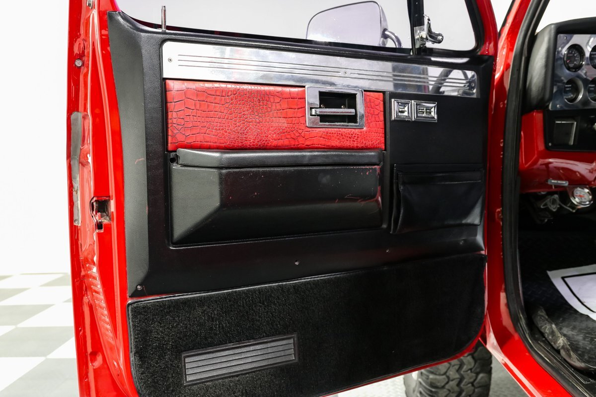 Chevrolet-Other-Pickups-1985-Pickup-Truck-11