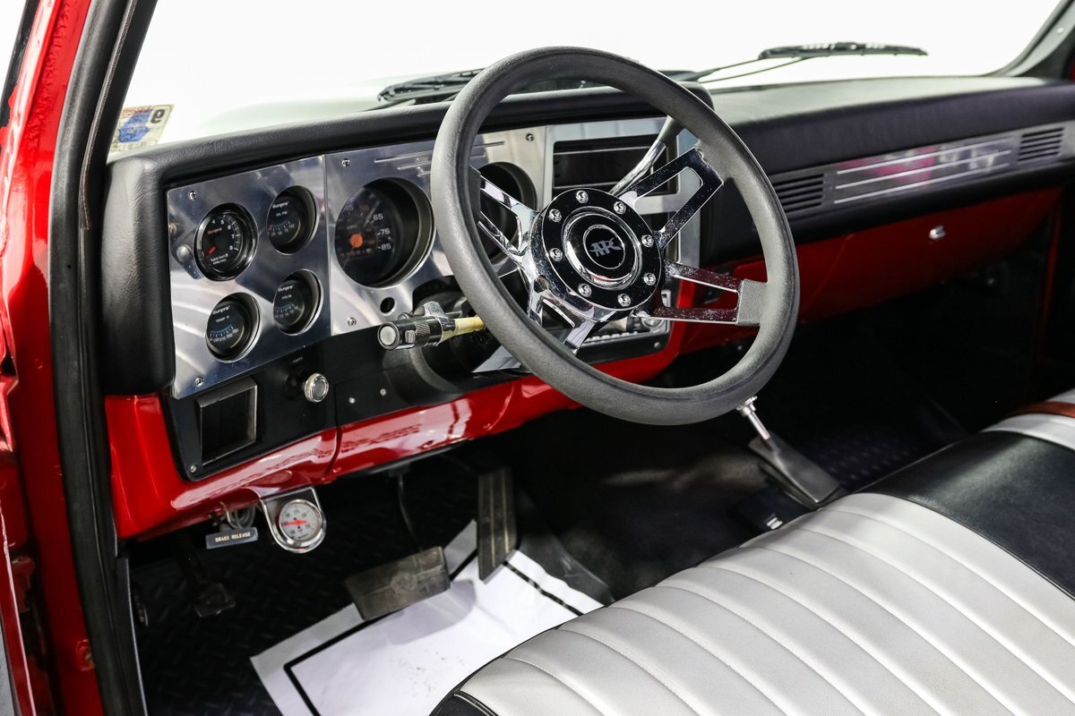 Chevrolet-Other-Pickups-1985-Pickup-Truck-13