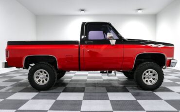 Chevrolet-Other-Pickups-1985-Pickup-Truck-7