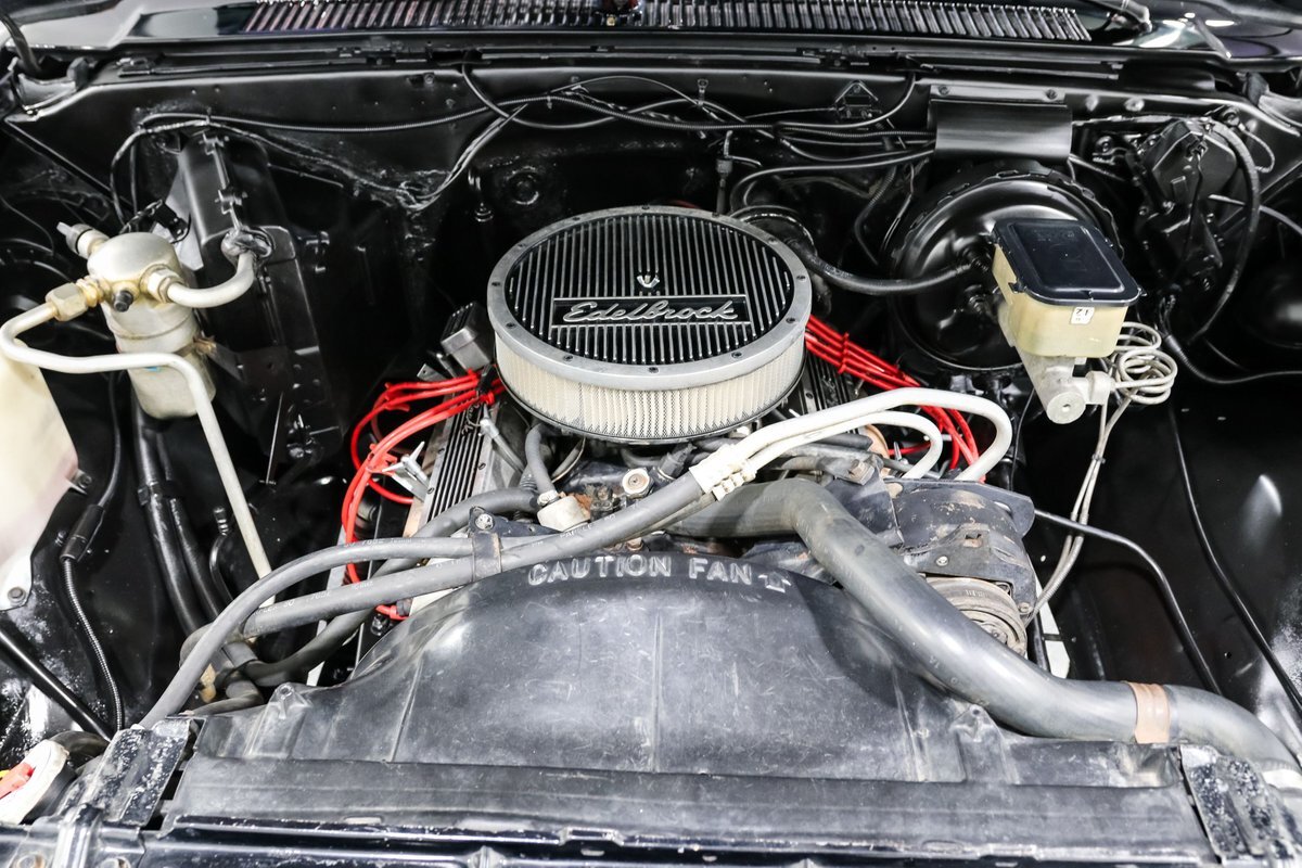 Chevrolet-Other-Pickups-1985-Pickup-Truck-9