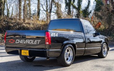 Chevrolet-Other-Pickups-1990-3