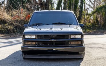 Chevrolet-Other-Pickups-1990-6