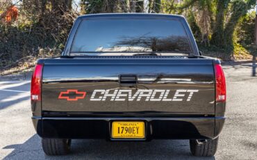 Chevrolet-Other-Pickups-1990-7