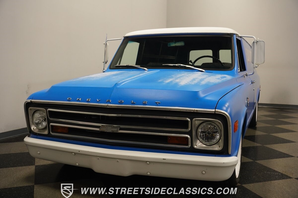 Chevrolet-Panel-Delivery-1968-SUV-23