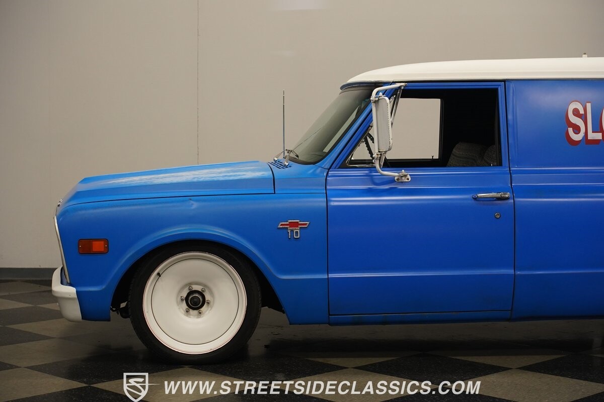 Chevrolet-Panel-Delivery-1968-SUV-27