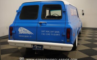 Chevrolet-Panel-Delivery-1968-SUV-31