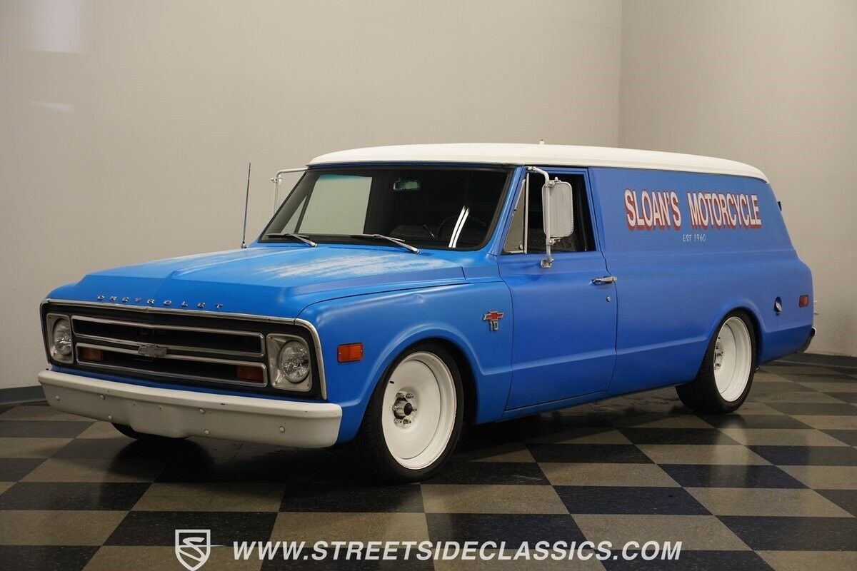 Chevrolet-Panel-Delivery-1968-SUV-7