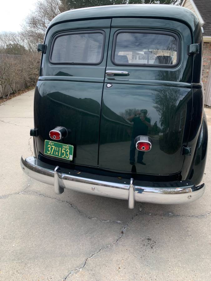 Chevrolet-Panel-truck-1953-green-2