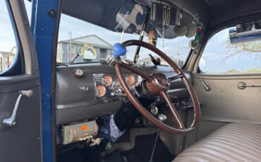 Chevrolet-Pick-up-1946-black-12