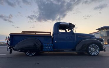Chevrolet-Pick-up-1946-black-4