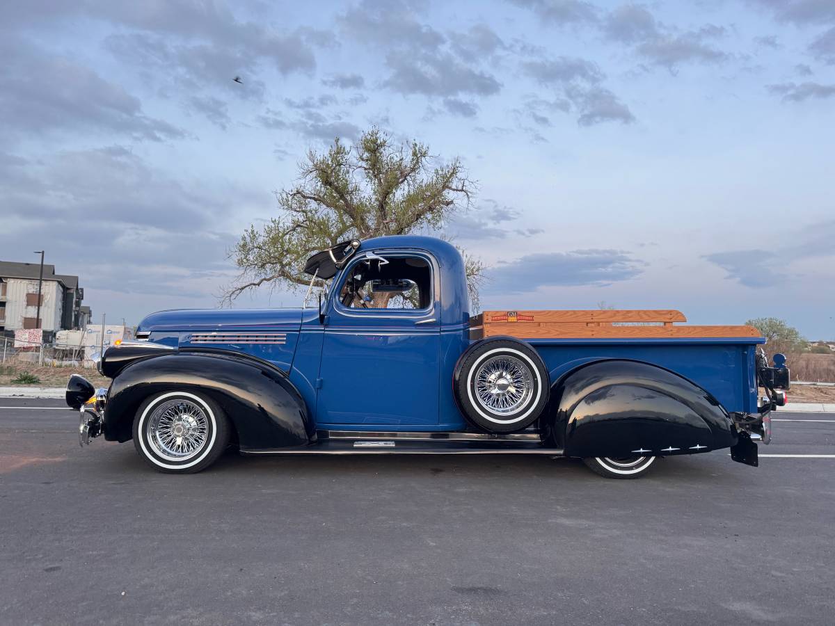 Chevrolet-Pick-up-1946-black-5