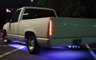 Chevrolet-Pick-up-1992-white-4