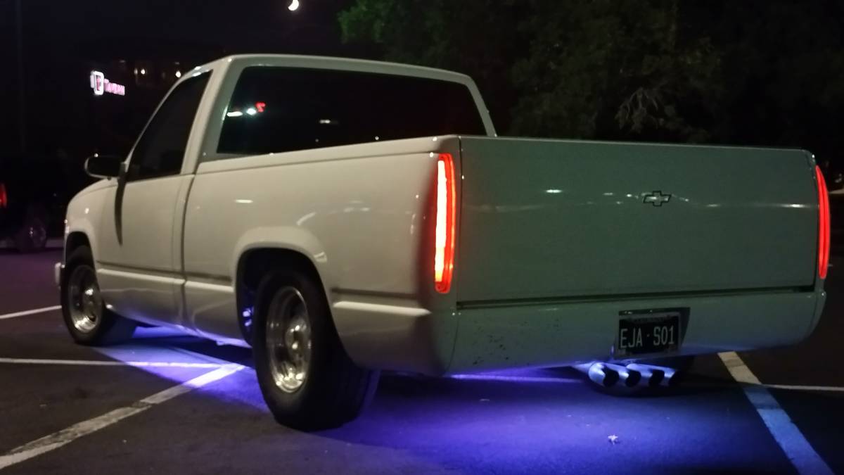 Chevrolet-Pick-up-1992-white-4