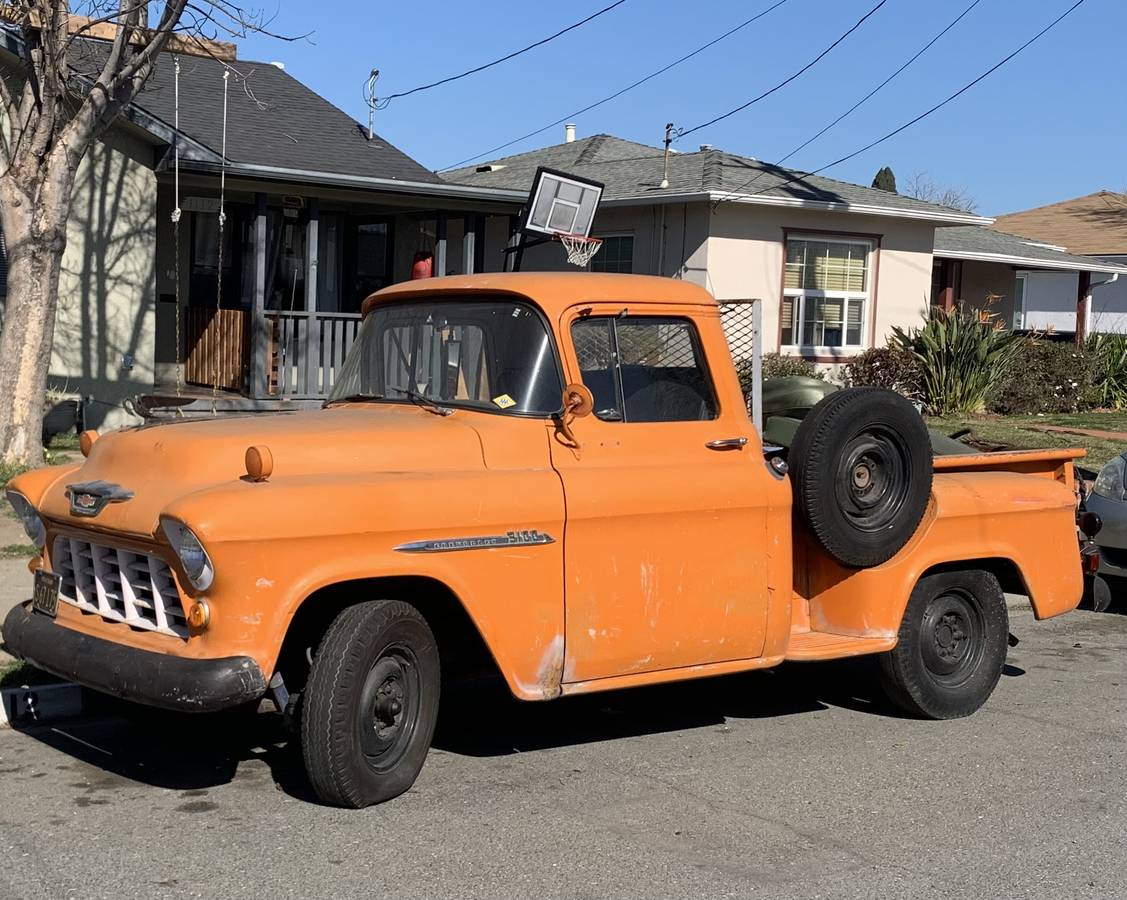 Chevrolet-Pickup-step-side-1955