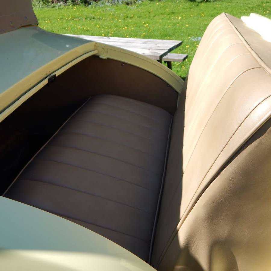 Chevrolet-Roadster-1930-9