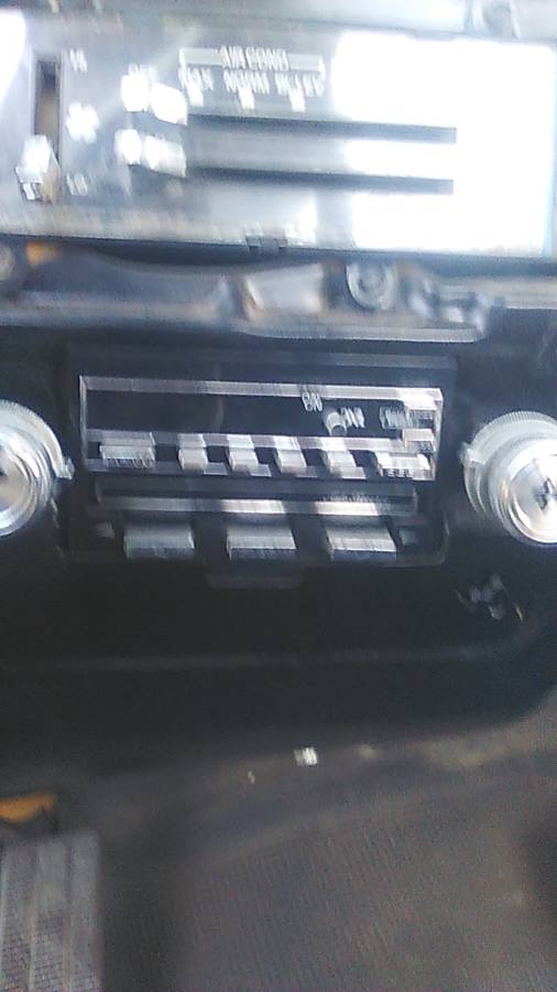 Chevrolet-Rolet-c10-short-wheel-base-1984-yellow-10
