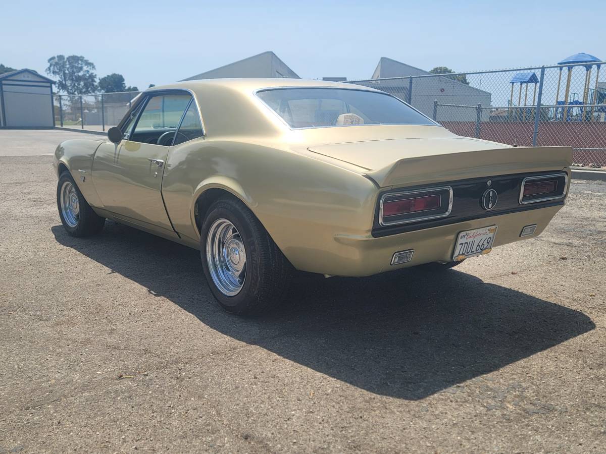 Chevrolet-Rs-camero-1967-custom-4