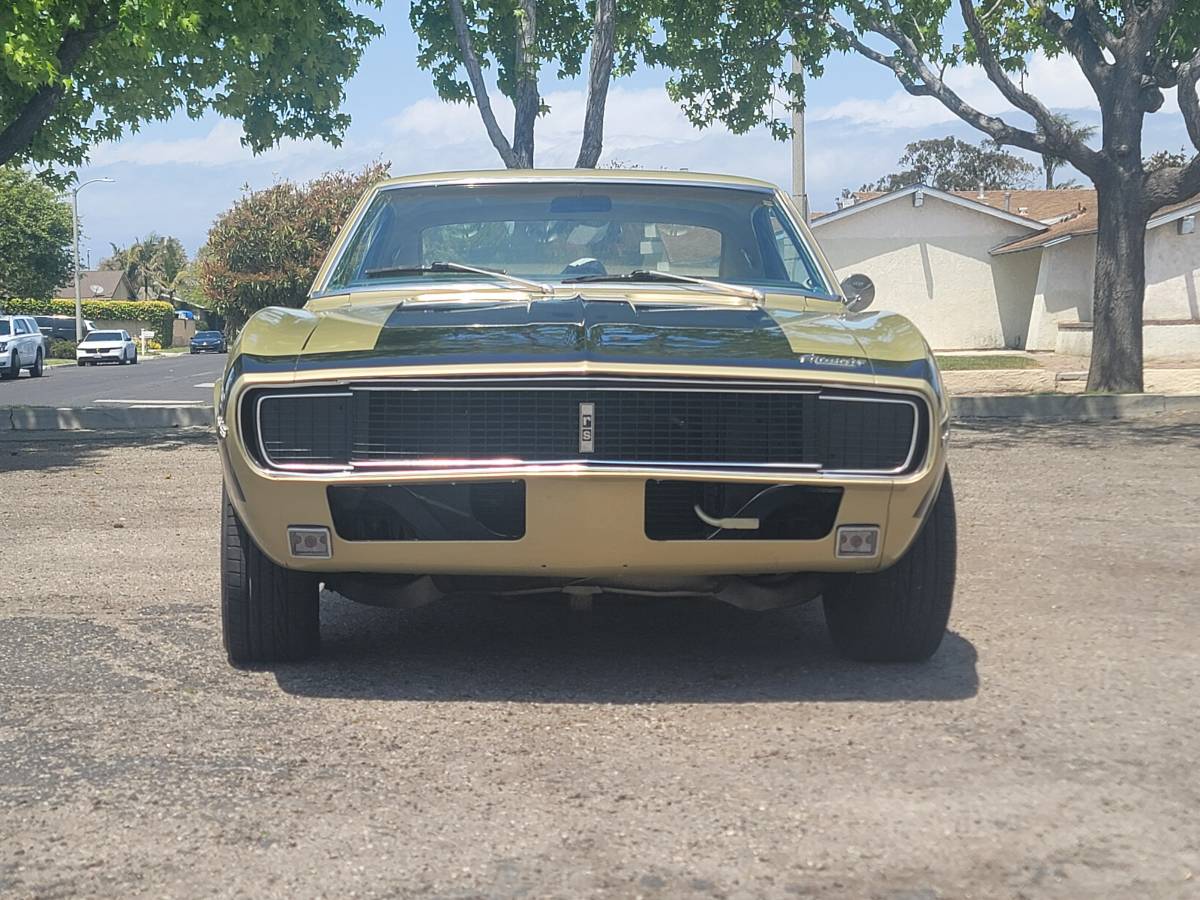 Chevrolet-Rs-camero-1967-custom-7